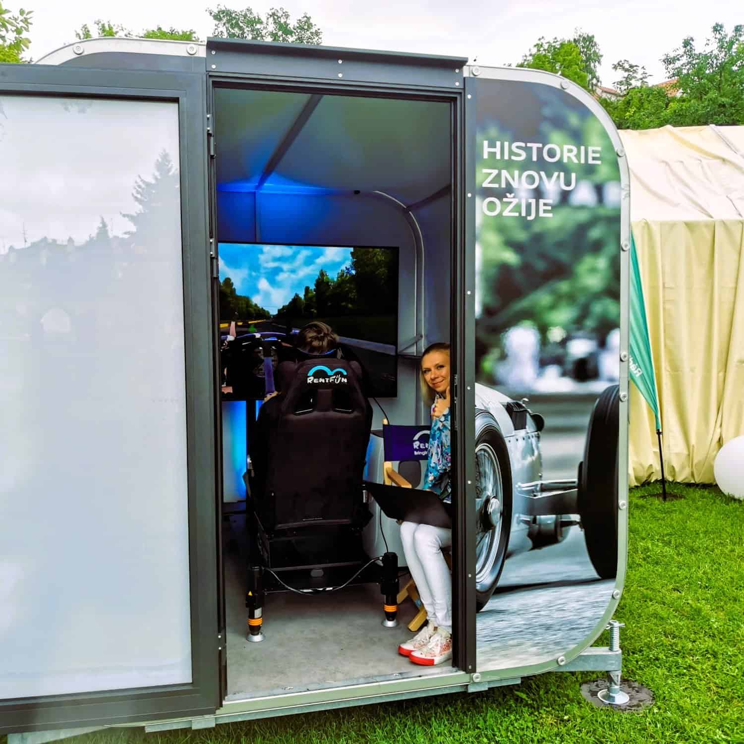 Classic Cars simulator rentals in EU. Rent classic car simulators - authentic vintage experience for event