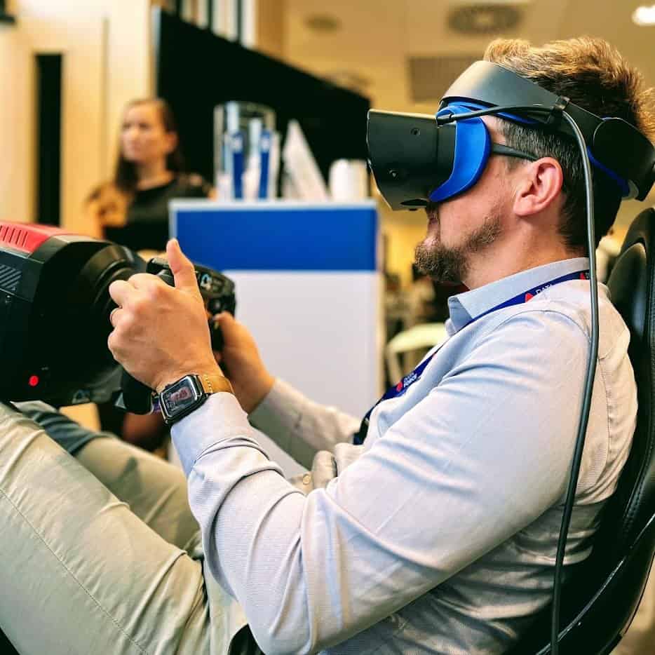 Rent Modern Entertainment for tech conference in EU Berlin London Prague Vienna