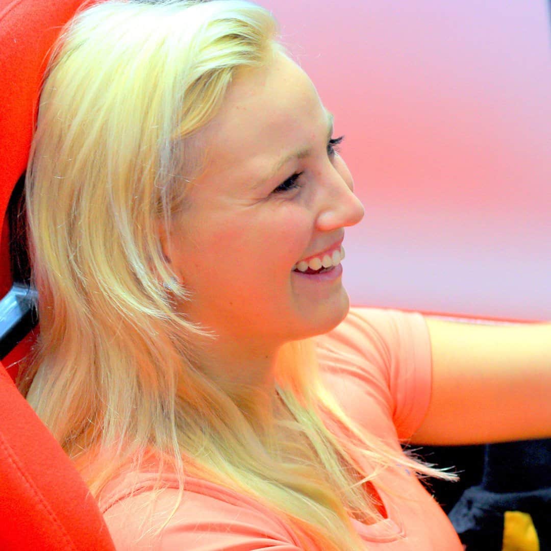 Rent Modern Entertainment for fairs, exhibitions or EXPO Hire VR interactive entertainment for Expo exhibitions or fair