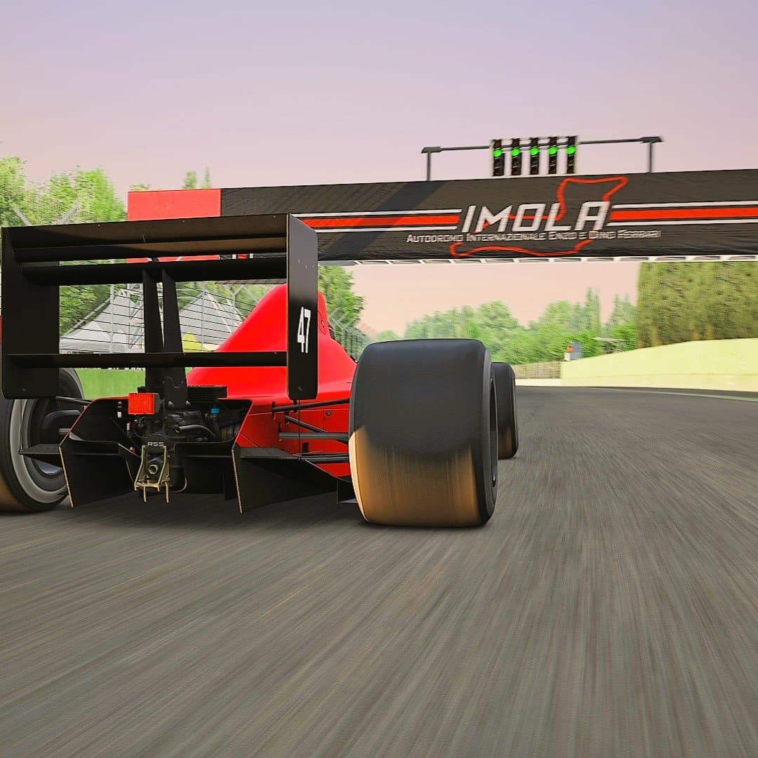 Rental Formula 1 racing simulator in Germany Berlin. Rental Formula simulators with delivery for surprise turnkey in European Union