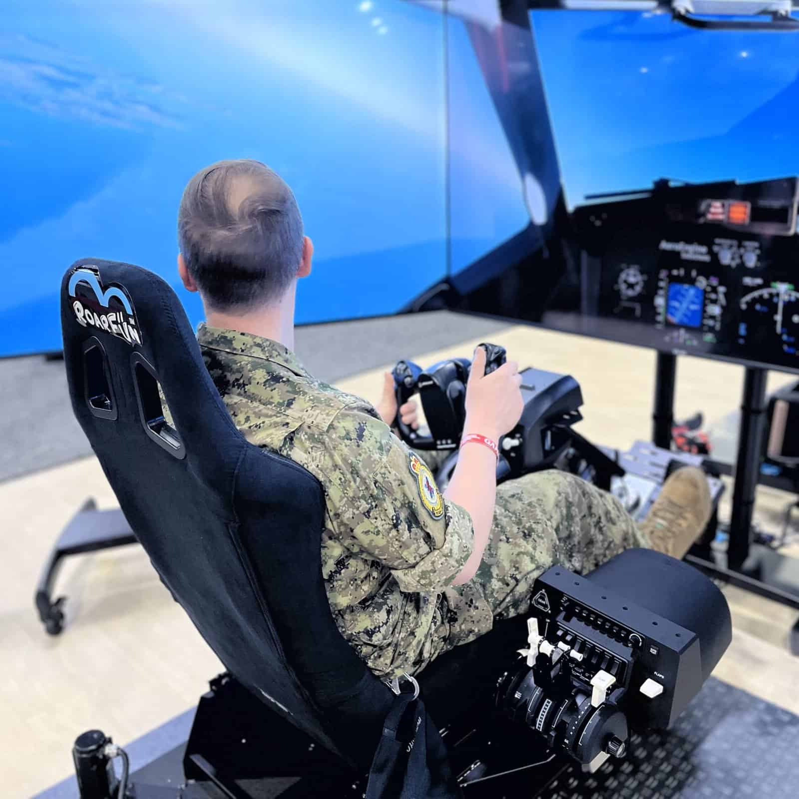 Military using our flight simulator in Atlanta USA aviation conference.