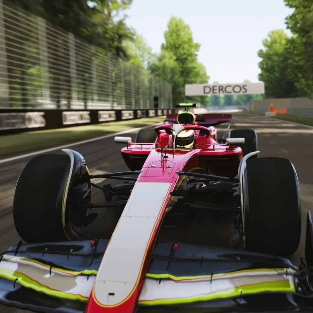 Brand integration dercos vichy into a racing track virtual car.